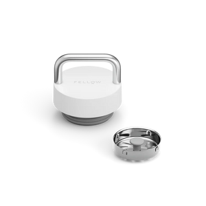Coperchio Vitt con manico in acciaio inox e schermo di flusso rimovibile per thermos, parte di Fellow ed EspressoGear, Ultime novità, tutto sul caffè.