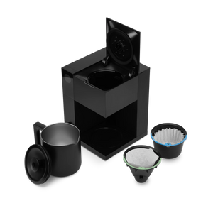 Macchina da caffè nera per preparazione manuale con precisione, con accessori per filtro e caraffa, parte di Novità, EspressoGear, tutto sul caffè.