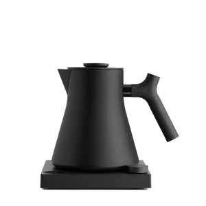 Bollitore opaco nero con forma bilanciata e precisione per preparare, parte di Fellow, accessori per preparare, tutto sul caffè
