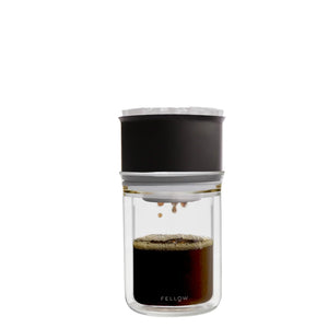 Handbrew in nero opaco per un sapore di caffè preciso, parte di Fellow, EspressoGear, Handbrew, Ultime novità, tutto sul caffè.