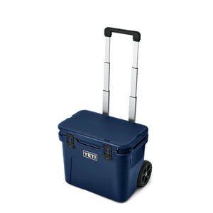Roadie 32 Navy Blue YETI
