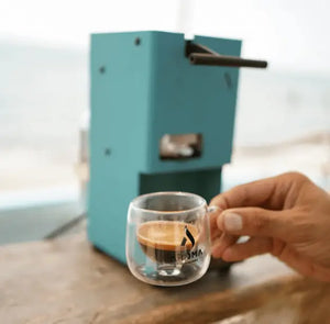 Aroma E.GO – Macchina per caffè a capsule italiana Hordozható per Espresso - Barista e Espresso