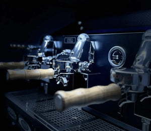 La Nuova Era Altea Anniversario 2 - gruppo Macchina da espresso commerciale (Noleggio) - Barista e Espresso